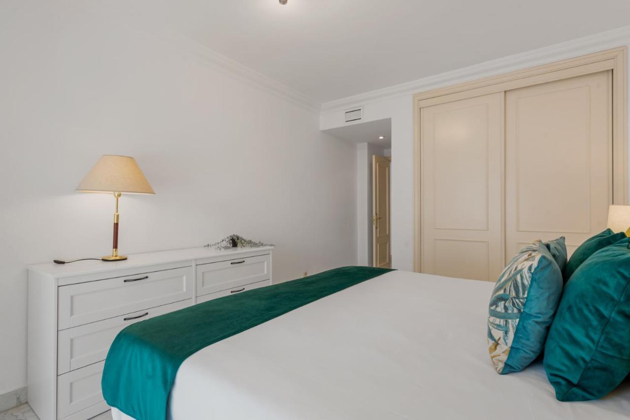 3 Bedroom Apartment In Top Location マルベーリャ エクステリア 写真